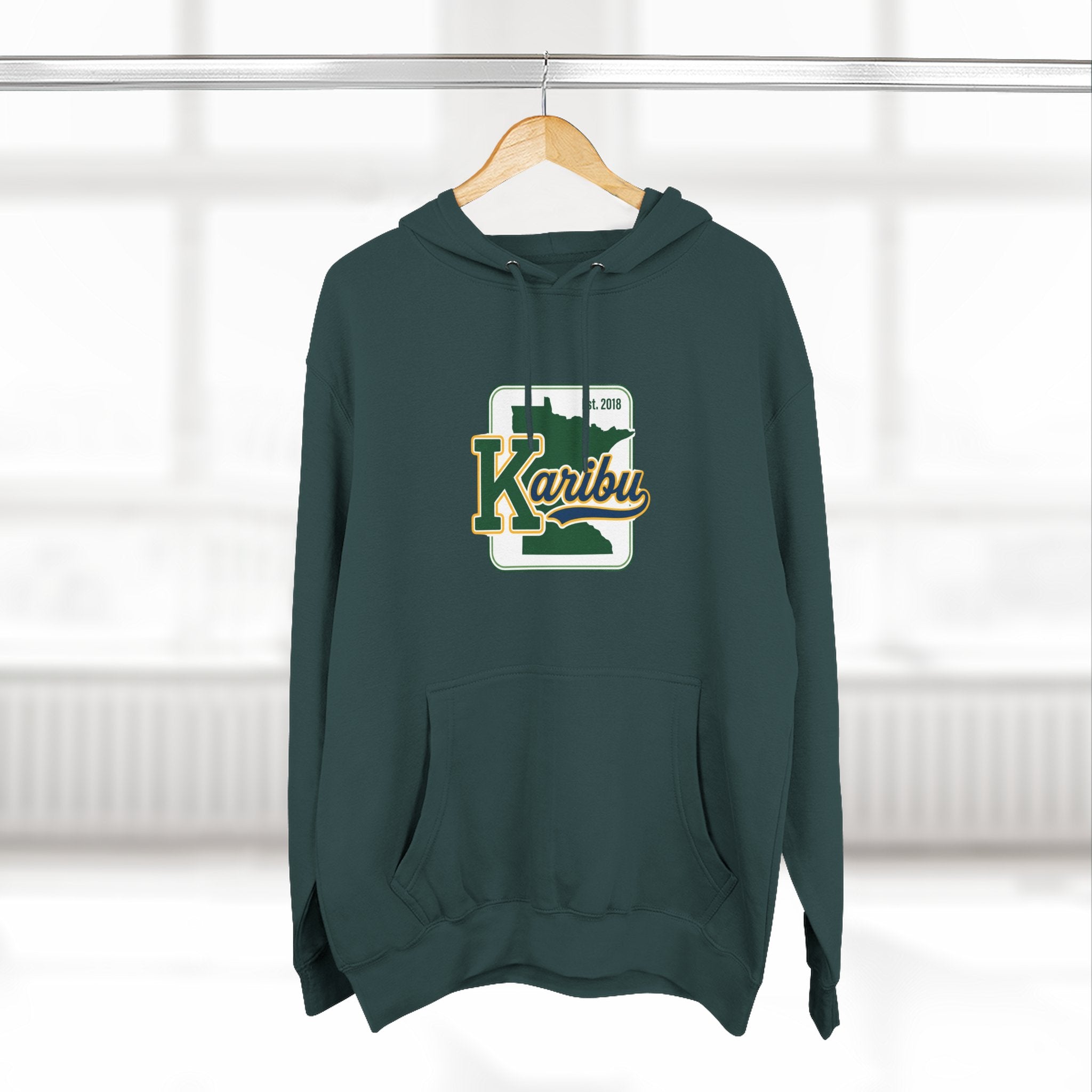 Hoodie — Karibu Vintage Patch Pullover Hoodie